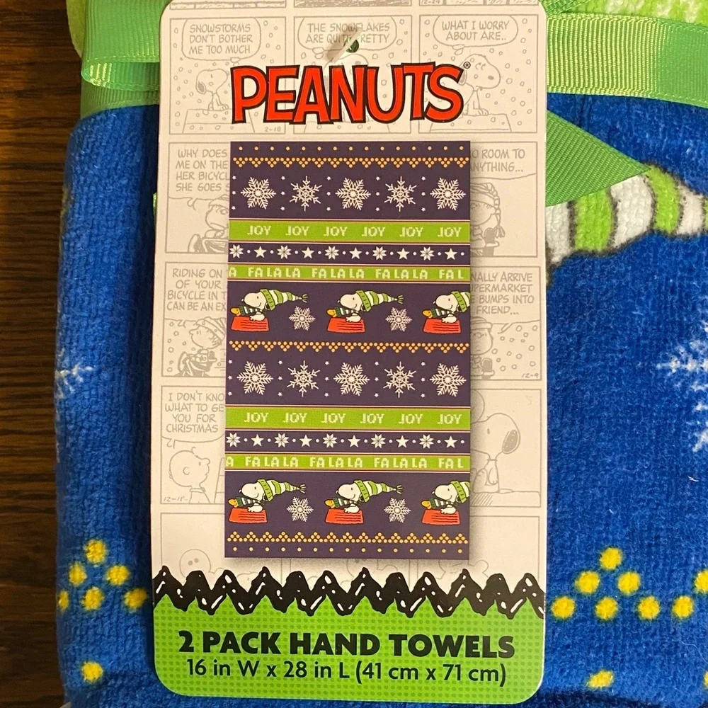 Peanuts Snoopy Holiday Hand Towels blue & green